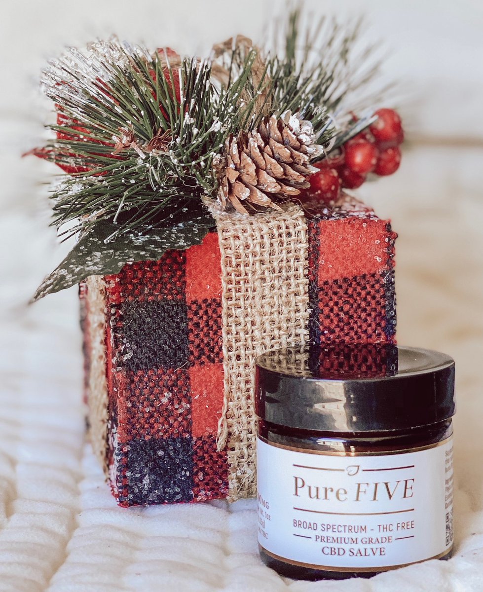 pure_five's tweet photo. Christmas is almost here!🎄 Time to finish holiday shopping! 🎁 Head on over to https://t.co/JaER8ZJmBj and place your order today!

In celebration of the season, use code HOLLYJOLLY25 at checkout to save 25% on your orders through Christmas Eve!

#MerryChristmas #Christmassale https://t.co/hWB8hXqw7H