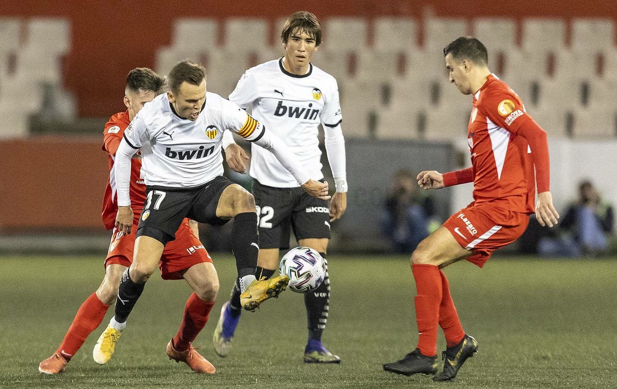 valenciacfArab's tweet photo. الخفاش @Cheryshev: "ما يجب أن نركز عليه هو ردة الفعل القوية التي قمنا بها" 💪
#TerrassaVCF
#تيراسا_فالنسيا https://t.co/dVgFuB0UMa