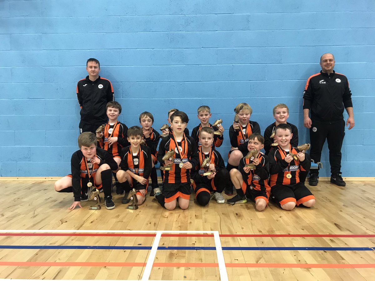 EasthousesYFC tweet media