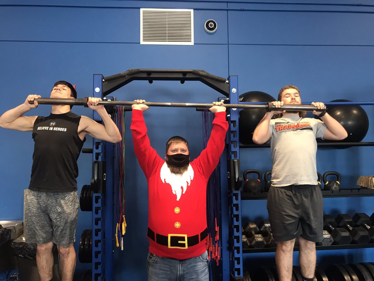 Day 13 of Sweatermas! Just holding things up here in the Warrior Weight room! <a href="/cord_frink/">Cord Frink</a> &amp; <a href="/JordanS74445828/">Jordan Smith</a> are just hanging around! #Tribe #BeAWarrior