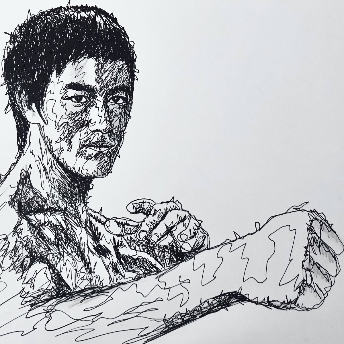 BISYTES's tweet photo. My #drawing of @brucelee 

#BruceLee #kungfu #Fighting #spirit #Master https://t.co/Wtdukk5Dlr