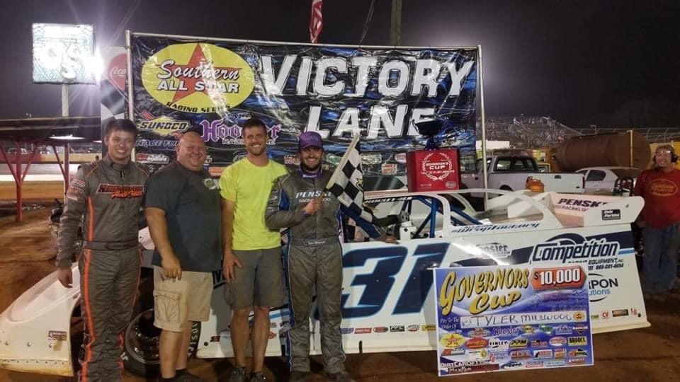tylermillwood31's tweet photo. Proud to have been selected as one of Georgia’s Best Regional Drivers in 2020 by @DirtonDirt.
In a season full of uncertainty, we were able to race 43 times this year, with 2 wins & 18 top 10 finishes.
Thanks to all our great sponsors who make it all possible. Bring on ‘21! https://t.co/5gjacMQGNP