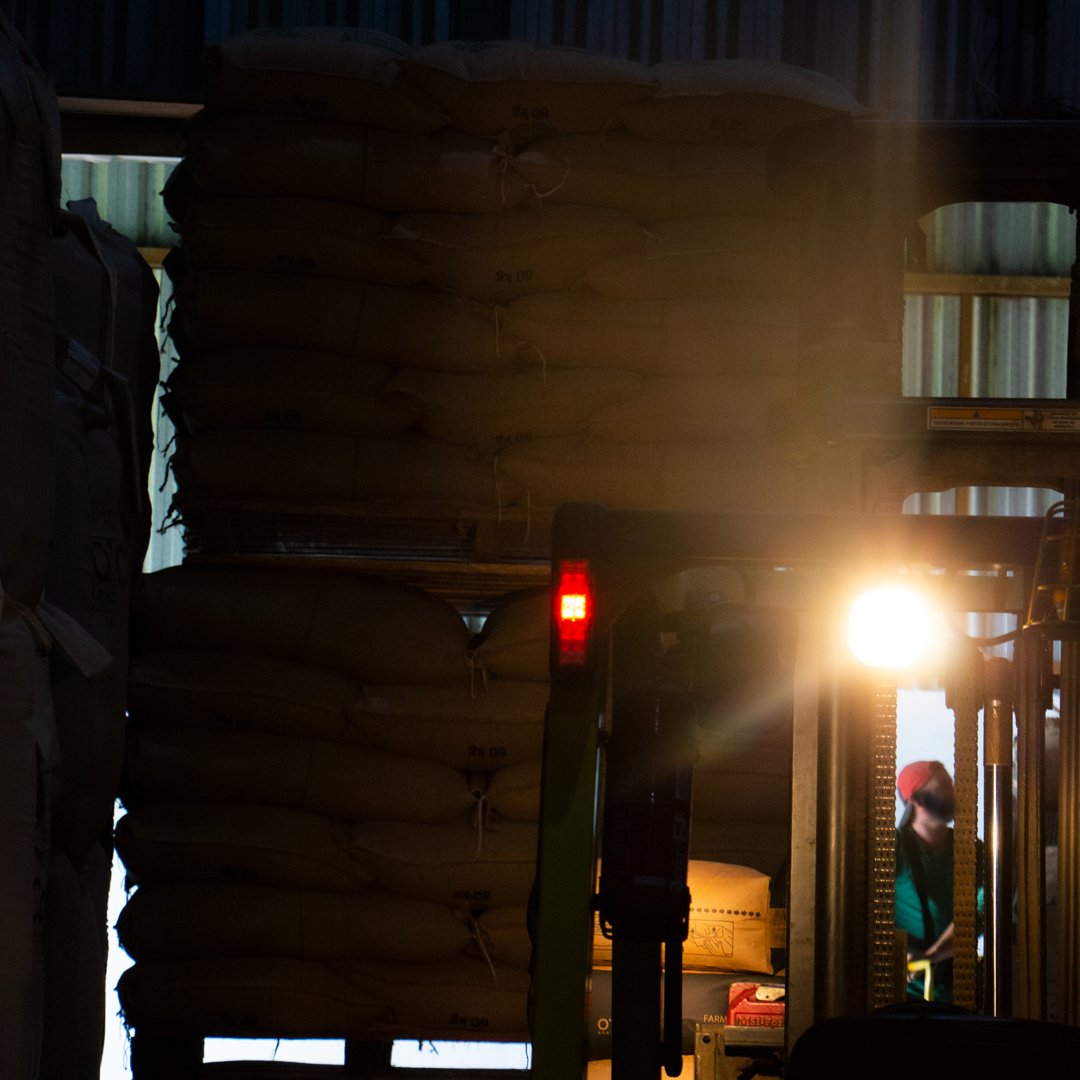 ocoffeebr's tweet photo. Our warehouse is working full-time...
https://t.co/PNLyfjsbl3

#coffee #specialtycoffee #ocoffee #farm #agriculture #cafesdobrasil #altamogiana #cafe #cafeespecial #fazenda #agro #sustainablefarming #sustainablecoffee https://t.co/wWW4VG83Ji