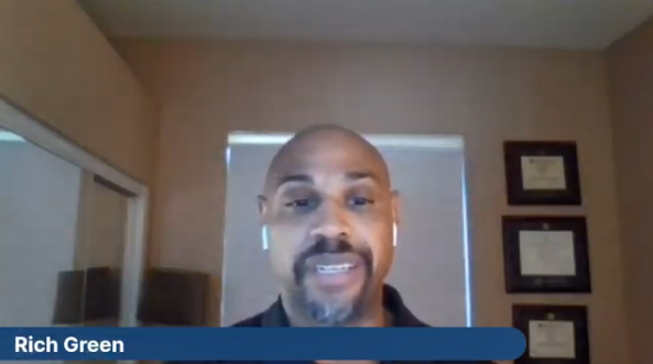 TiffanyatParks's tweet photo. "#Technology allows us to experience something together." - #Insights from Rich Green of @intel #FutureVideo20 https://t.co/RkQUHaWRsW