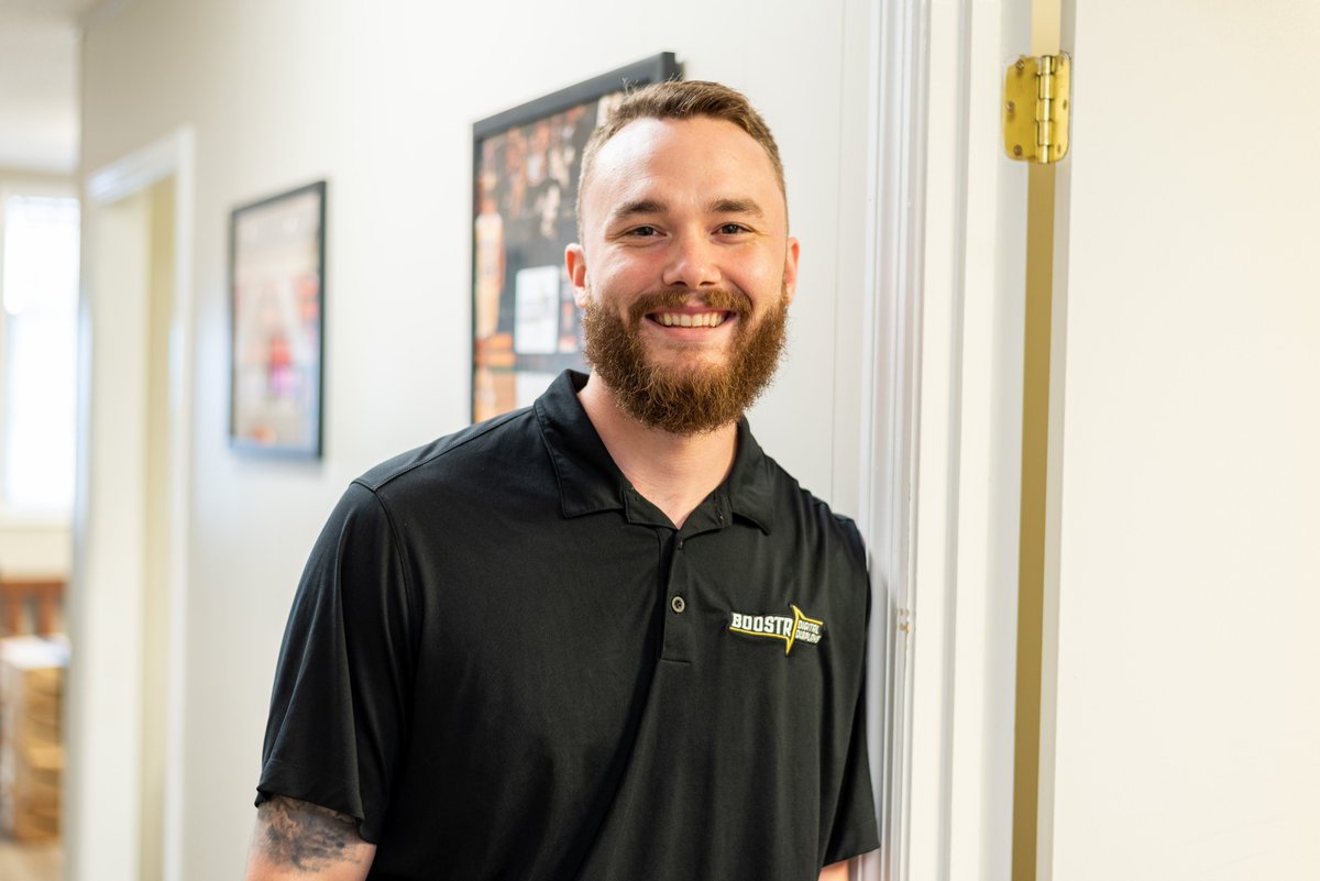 BoostrDisplays's tweet photo. | Meet the Players for Team Boostr |
Introducing our next player, Jonathan McCray, Director of Operations & Logistics. Jonathan puts his heart & soul into each table made at Boostr, so if youβre wondering who the face is behind each handmade product, Jonathan is your guy. https://t.co/EOctnZoDkg