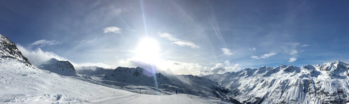 fleurrbie's tweet photo. According to my phone this day last year looked like this ... #thanksiphone #Austria https://t.co/pmfE67DOs4