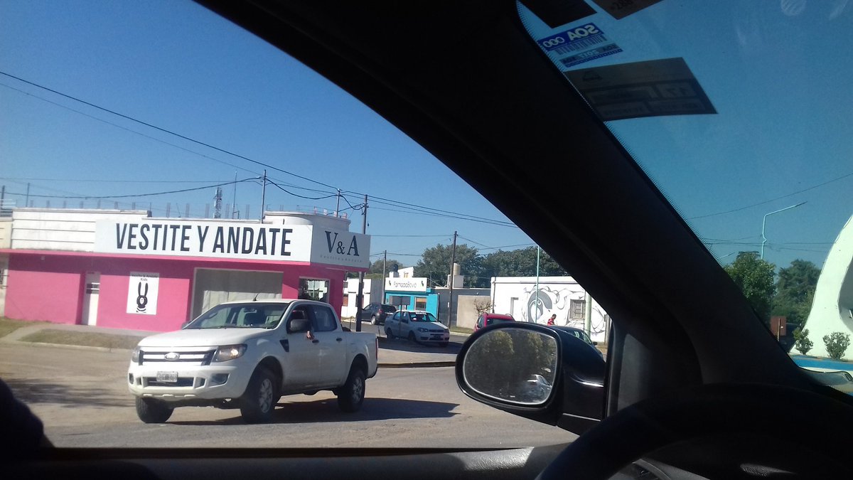 <a href="/VestiteAndateOk/">v&a</a> <a href="/Efecto_Tequila/">Francisco Corbo</a> <a href="/FeFeTheOriginal/">FeFe</a> <a href="/chijetazo/">Chijete</a> <a href="/vala_nirenberg/">Vala Nirenberg</a> <a href="/hernanluza/">El Sensei</a> <a href="/rater0ck/">Ratatuit</a> @urbana925 Hola
No se fueron nunca de los corazones. 
Mentira, ni nos acordábamos (?)