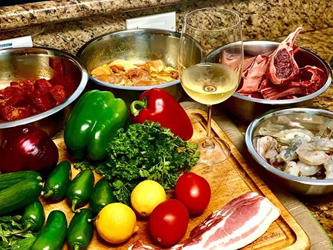 Can you guess what's for dinner? 😋 #DynaGlo https://t.co/88OhXTKPK7
