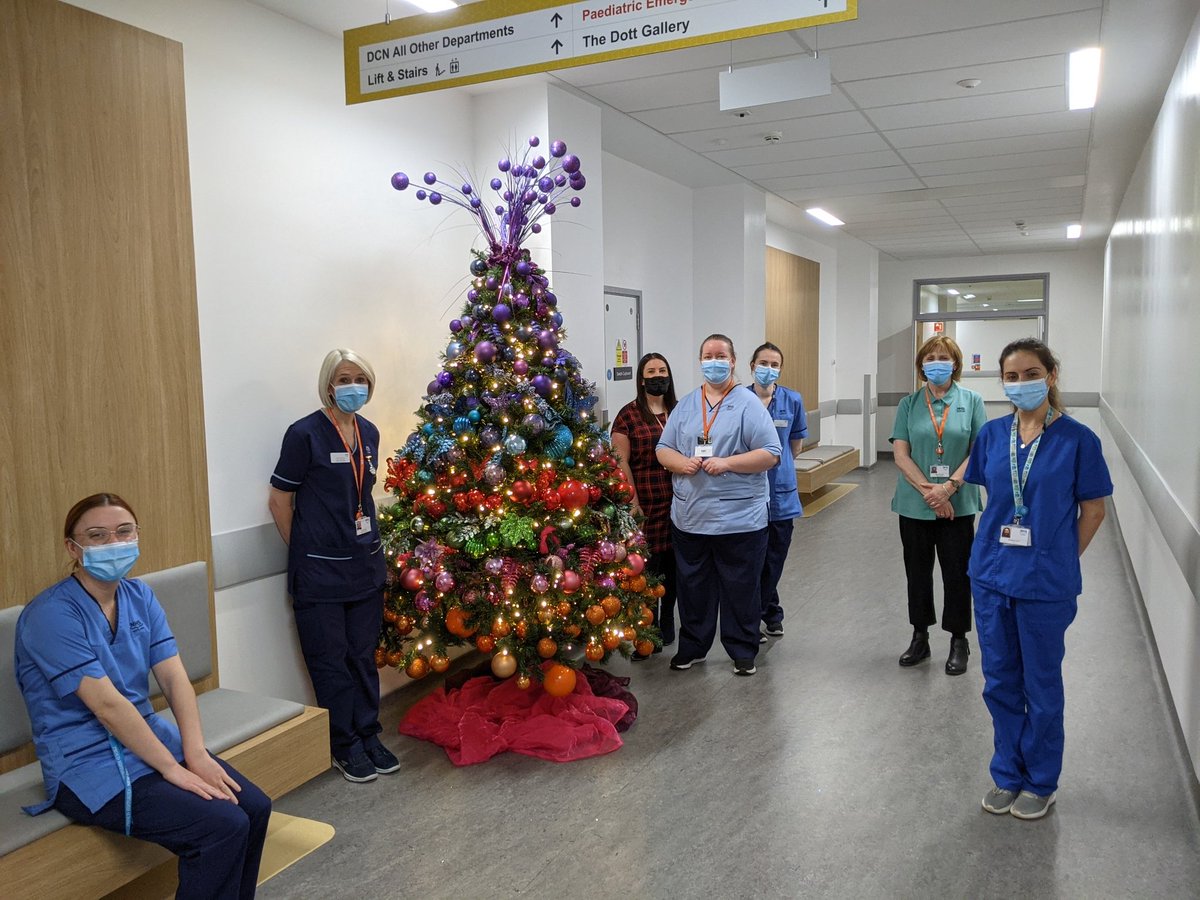 ChristmasEdin's tweet photo. @RIE_Lothian give us the opportunity to say a huge #ThankYou to the #NHSheroes we installed an amazing rainbow tree and garland at the Sick kids unit. Thanks for the support Charlotte Garvie and our HQ https://t.co/e0lD0qSlqa