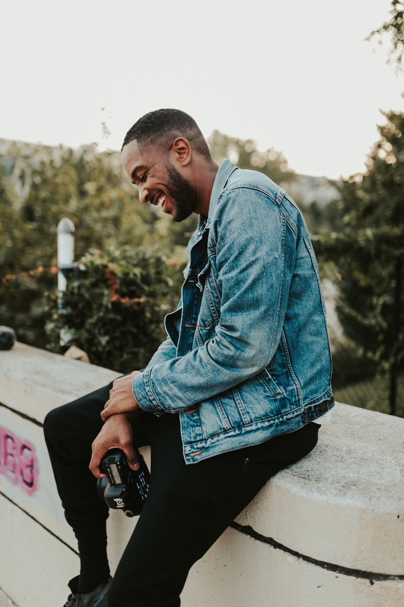  @keithnixonjr AGAINVAHe just updated his reel and WOA.Keith DP’d my first film ‘Pieces’ at Howard.His musical essay ‘Funeral Of A Nation’ is everything we needed this year wrapped in a visual negro spiritual. Keith is an ENGINEER okay. A logistical DP.