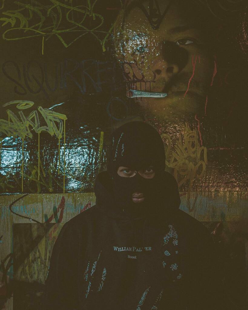 WPalmerhomme's tweet photo. The infamous “BANADANA Ski Mask”. #wmpr #cda #detroit
📸 @designed_by_tunch https://t.co/KrsbRNXOR8