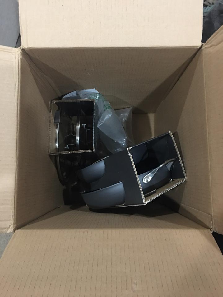 Jonathan Cammack (@jacammack) on Twitter photo Hey <a href="/BedBathBeyond/">Bed Bath & Beyond</a> I'd expect something as nice as these #calphalon pans and GLASS lids to be packed a little better than this. Maybe a more appropriate box or padding that actually fills the voids? Now for a trip to the store to return damaged goods from an online purchase... Hey <a href="/BedBathBeyond/">Bed Bath & Beyond</a> I'd expect something as nice as these #calphalon pans and GLASS lids to be packed a little better than this. Maybe a more appropriate box or padding that actually fills the voids? Now for a trip to the store to return damaged goods from an online purchase...