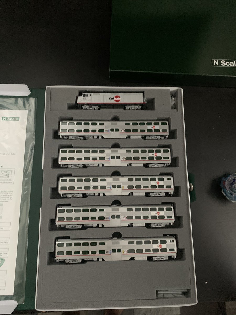 reedygotgames's tweet photo. #CaltrainHoliday u can’t deny this. Come one @Caltrain https://t.co/qQD7QsZ4aR