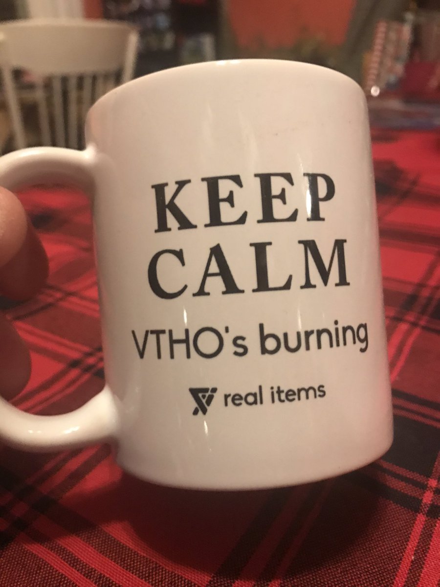 MattMarley52200's tweet photo. Got my mug ! And I verified on Vechain authentic 🚀🚀🚀 ! Thanks Real Items appreciate you sending @Itemsmarket @vechainofficial https://t.co/aztdjaqEX6