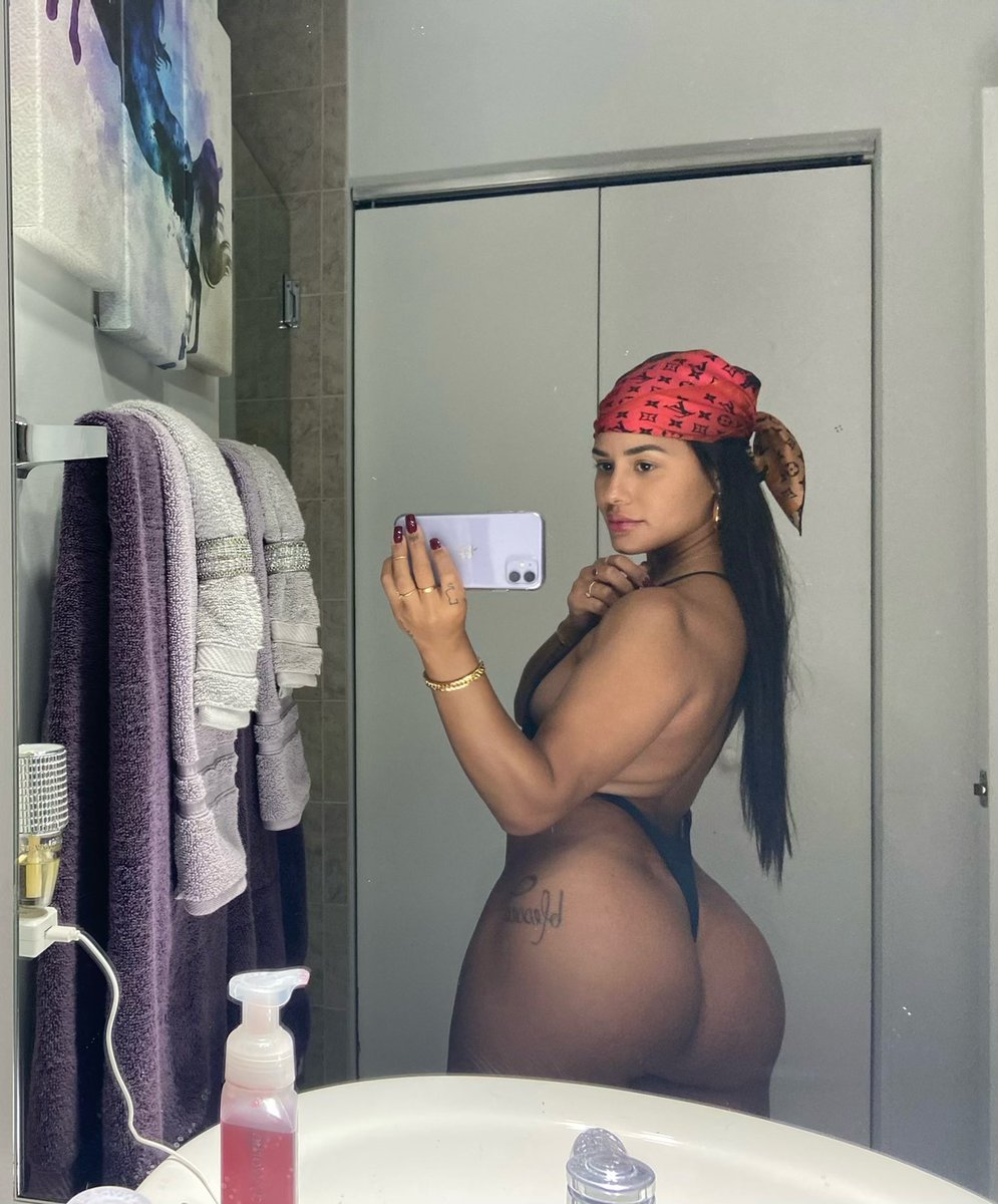 katyaelisehenry's tweet photo. the category is body. https://t.co/v1yXGBiHhF