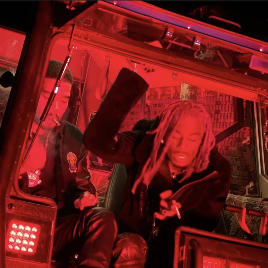 CudiZoners's tweet photo. Whole Lotta Red.🩸♨️
@KidCudi x @playboicarti 
12/25 💢‼️ https://t.co/j6So4BHyEZ