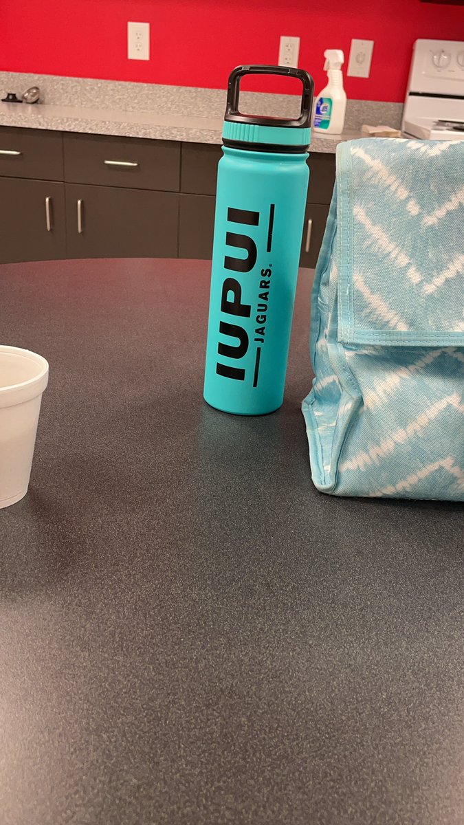 ekbakes's tweet photo. #ENDOFPODSQUAD getting me through the work week https://t.co/HeVawuzmvO