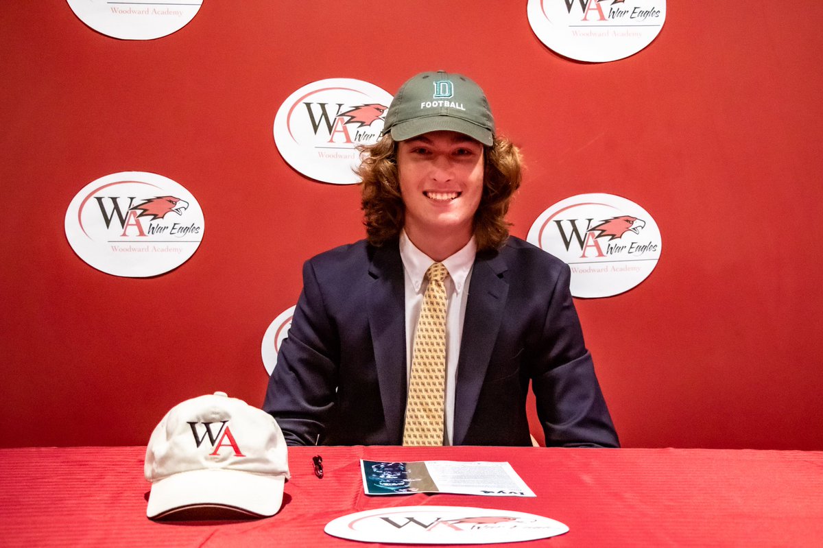 dgolick83's tweet photo. Admitted. Signed. ⚪️🟢Go Big Green!!🟢⚪️ #TheWoods #WOODSVI21ON @Coach_McCorkle @BTeevens @DartFootball @WAAcademyFB @Davis33Coach https://t.co/Sus8eg2fxq
