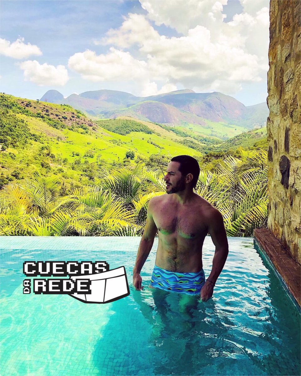 CuecasdaRede's tweet photo. 📸 Esse #RicardoTozzi, hein?  #sunga #estampada #piscina #gato #sarado #malhado #gostoso #Brasil https://t.co/W3xtet8jME