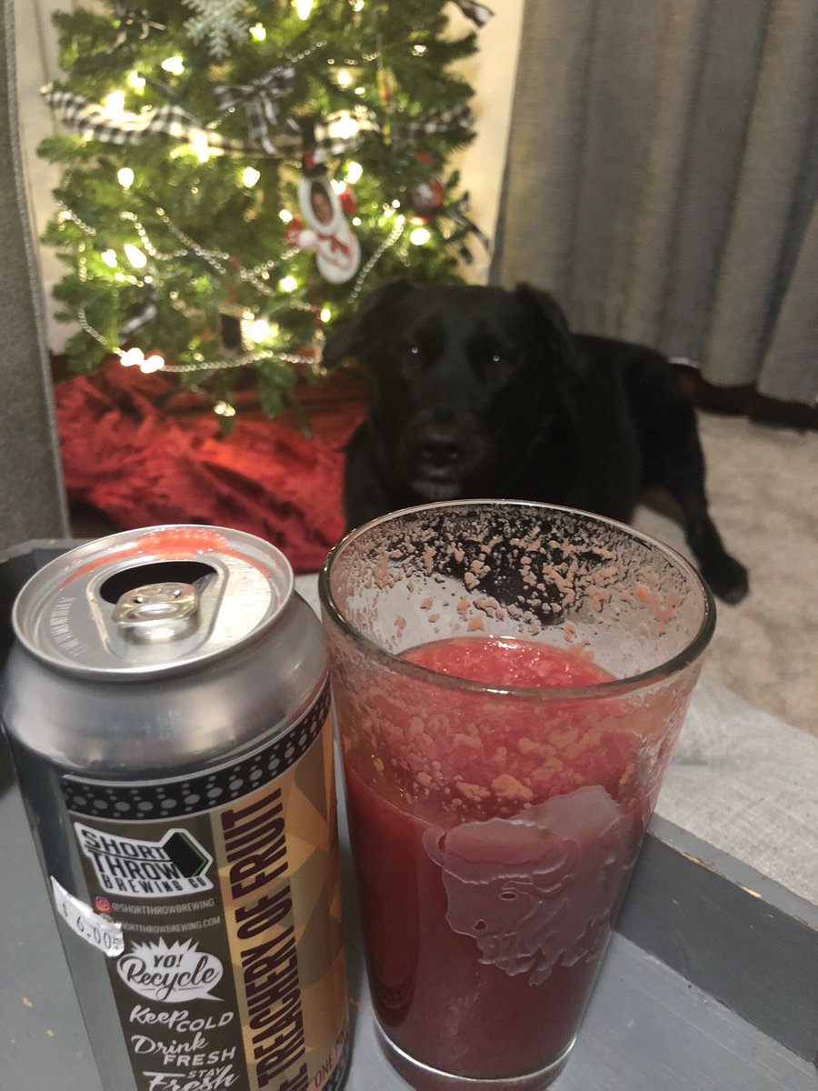 Gottabesweet's tweet photo. @ukbillsbacker @1krizanik @joshc10 @dbreese43 @ColinDee8 @nickpap12 @november012 @CaptainBuffalo @BuffaloShouts @BeerTreeBrew @WeldWerksBrewCo @Stoneyardbrew #CoolBeerClub thread. 12 days of Sour Christmas. Short Throw Brewing Raspberry Sour Gose. 7.9 #GregScore #GoBills #AEW #SnowDay #Taylor #Tyrod #GoodGirl #BlackDogsMatter https://t.co/wWKZGDYDKT