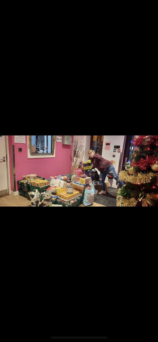 help_warm's tweet photo. A massive thanks to Allan Angus for their overwhelming generosity, they had so much food for @aspireincuk the girls as you can see we’re delighted. He’s ensured them security so they will not go hungry ❤️ @JohnLyo75257908 sent dm.
#BeKind #benicetoeachother #caringissharing ❤️ https://t.co/Najr4JjK92