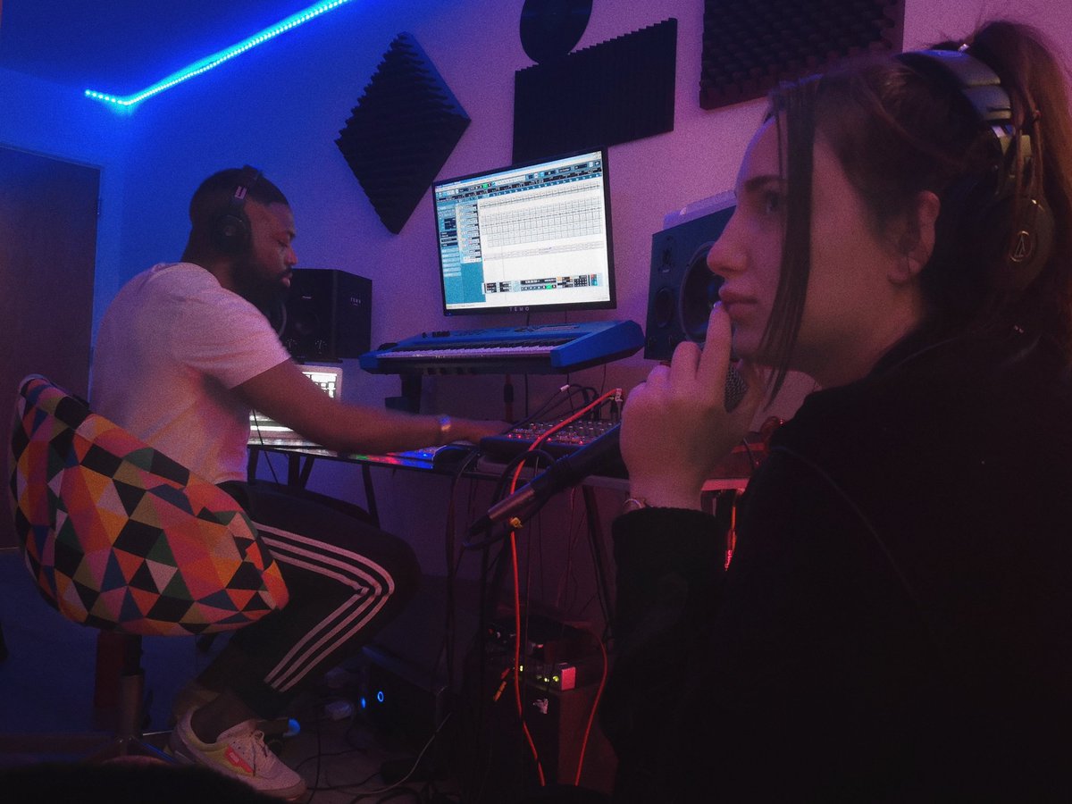 Iva Ray ๐ (@ivaraymusic) on Twitter photo How was that catch frase, hm...
Y'all not ready ๐๐ฅ
<a href="/chriskabs/">CHRIS KABS</a> ๐ How was that catch frase, hm...
Y'all not ready ๐๐ฅ
<a href="/chriskabs/">CHRIS KABS</a> ๐