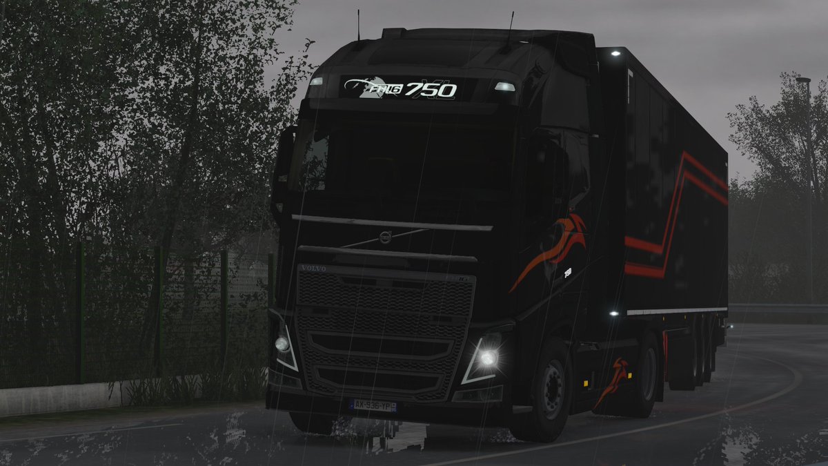 PhoenixVTC's tweet photo. Bad weather never stops a good Volvo!

📸 by Hakeem#2413
#SCSSoftware #EuroTruckSimulator2 #ETS2 https://t.co/YuYf20i2qk