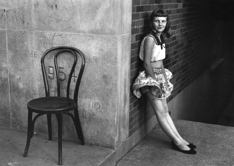 JoshLipnik's tweet photo. Chicago ca. 1958-1961 by photographer Yasuhiro Ishimoto (1921-2012) https://t.co/LOrtS6dXBe