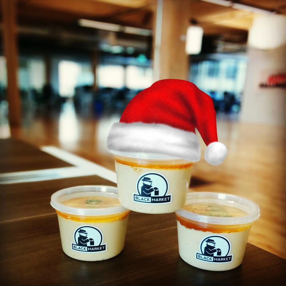 MarketHummus's tweet photo. The perfect holiday 🎁 for anyone on your list, delivered directly to their door on Dec 23, 2020. Free delivery for any order of 4 units or more anywhere in #KWawesome.
👉https://t.co/uWNx4vPTkF👈 https://t.co/hpkPubjneL