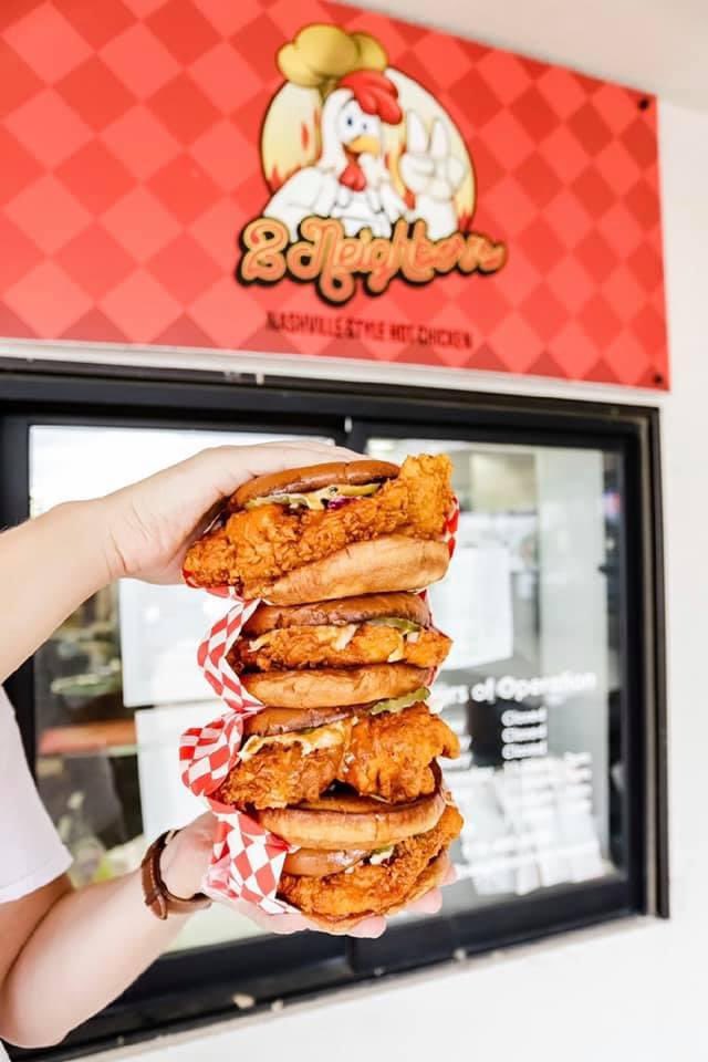 SAUEBLACKTX's tweet photo. Black-Owned Hot Chicken Spot Near Dallas!!! 🥵🔥

📍 2 Neighbors Hot Chicken

324 E Belt Line Rd, DeSoto, TX 75115 https://t.co/UjzVv1EA7Y