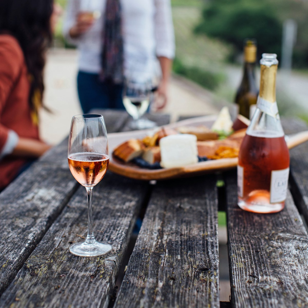 Time to stock up for the season! Our #sparklingwines are the perfect aperitif for the #holidays. Available by way of curbside pick-up!
laetitiawine.com/visit
#sparklingwine #slocoastwine #holidaywine #bubbles