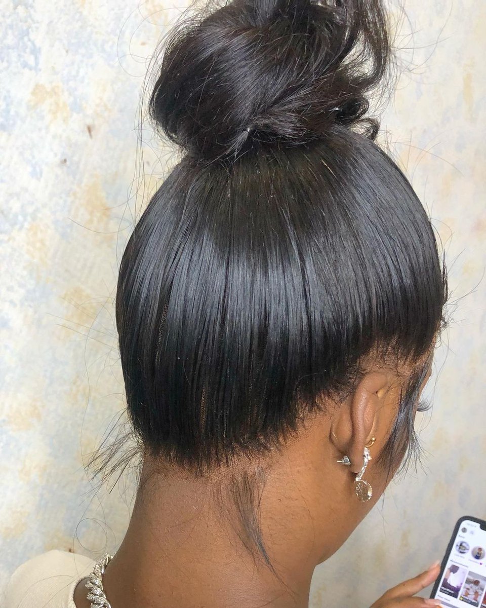 Sowigs_'s tweet photo. Melt down 💯

#hair #hairstyles  #hairlove  #Haircut #360wig #wig #wiginstall https://t.co/tNzK7Kx93W