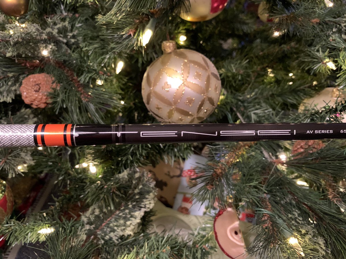 PGAPappas's tweet image. DAY 5: PGAPappas 12 Days of Christmas Golf Giveaway

🎁 Mitsubishi Tensei AV Raw Orange shaft (You choose R, S, or X Flex, uncut)

To enter:
🎄 Retweet
🎄 Follow @PGAPappas and @MCGolfShafts 

#ReleaseTheKringle! pgapappas.blogspot.com/2020/12/mitsub…