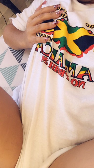 Long nights alone 🎶 https://t.co/2HXgqooYhX<a href="/tag/nuevafotodeperfil"class="tags"><span>#nuevafotodeperfil</span></a>