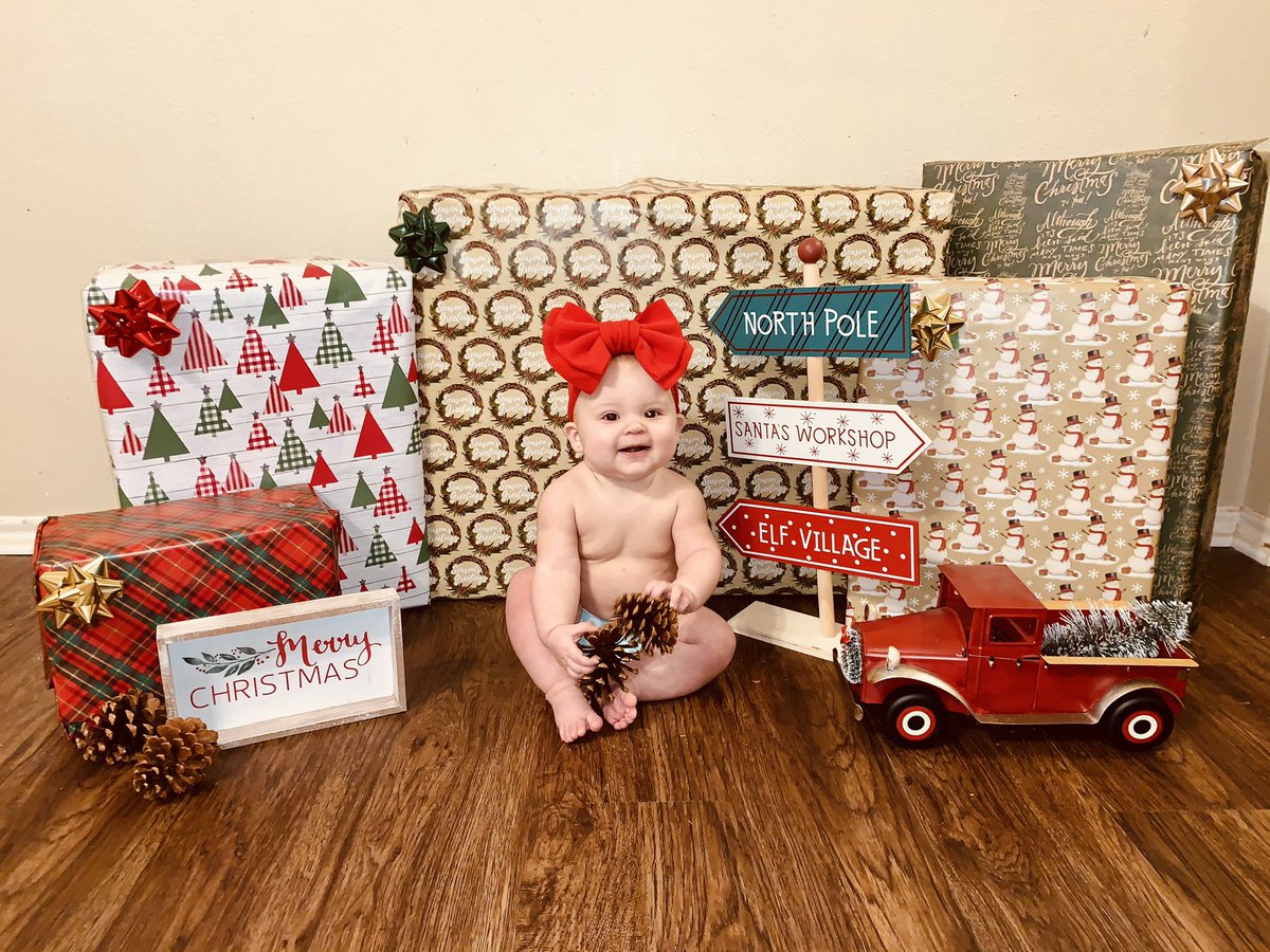 BrooklynnMuse's tweet photo. Merry Christmas ♥️🎅🏻🎄 https://t.co/9WQTIixNOG
