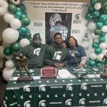 Photo by Warren Mott Football (@MottPride)
