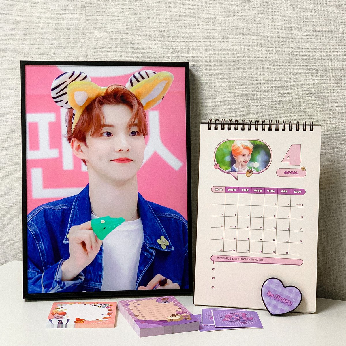 zzangminQ's tweet photo. 빛나는 2021을 책임져줄 짱민시그˖◛⁺˖
마침 이브날에 도착하는,, 최고의 크리스마스 선물이에요🎄💝
액자도 너무너무 귀엽고 예뻐요( o̴̶̷᷄ ·̫ o̴̶̷̥᷅ )♡ 
@Answer_115  감사합니다.ᐟ.ᐟ

ᰔᩚ2021년엔 더 많이 웃자 창민아♩¨̮⑅ https://t.co/8E7vKnvuef