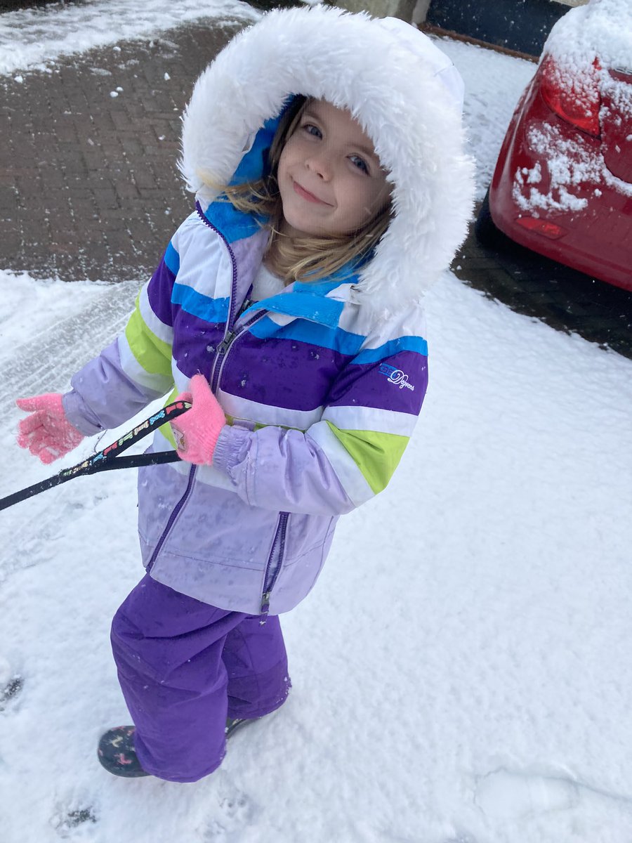 kellymo07398200's tweet photo. Sometimes the best occupations are the ones that take us by surprise #thecleaningcanwait #makingmemories https://t.co/pkCDB0djIo