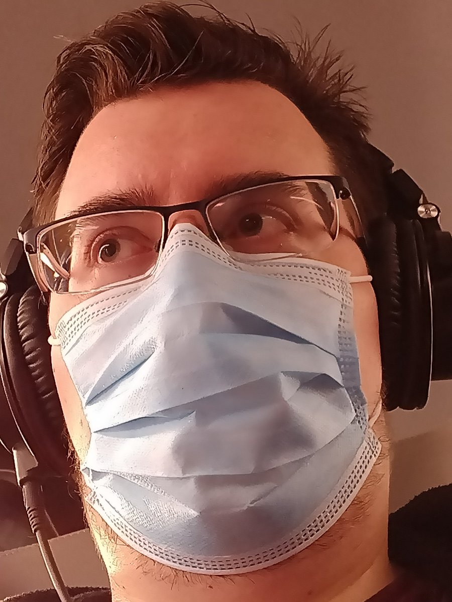 JimmyBoyyy_'s tweet photo. Dans le train pour retourner voir la famille à Chartres, 6h de pur plaisir en approche (non).
Du coup je vous souhaite de bonnes fêtes, plein de bonheur pour vous et votre famille et force pour ceux qui seront seuls cette année, Courage 💪 #connarddevirus
La bise ❤️ https://t.co/10bfDkhEZA