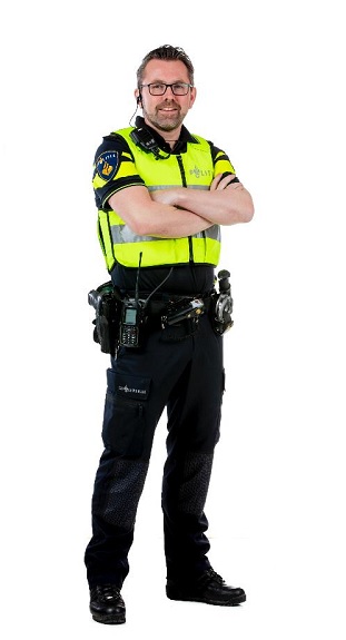 𝗡𝗶𝗲𝘂𝘄𝗲 𝘄𝗶𝗷𝗸𝗮𝗴𝗲𝗻𝘁 𝗥𝗪𝟱𝟬
In november heeft Gert-Jan Crielaard het #wijkagentschap van de wijken Hagenbroek en de industrieterreinen #RW50 overgenomen van Harm Botter die met pensioen is gegaan. Gert-Jan stelt zich graag even aan u voor: bedrijvenparkrw50.nl/nieuwe-wijkage…