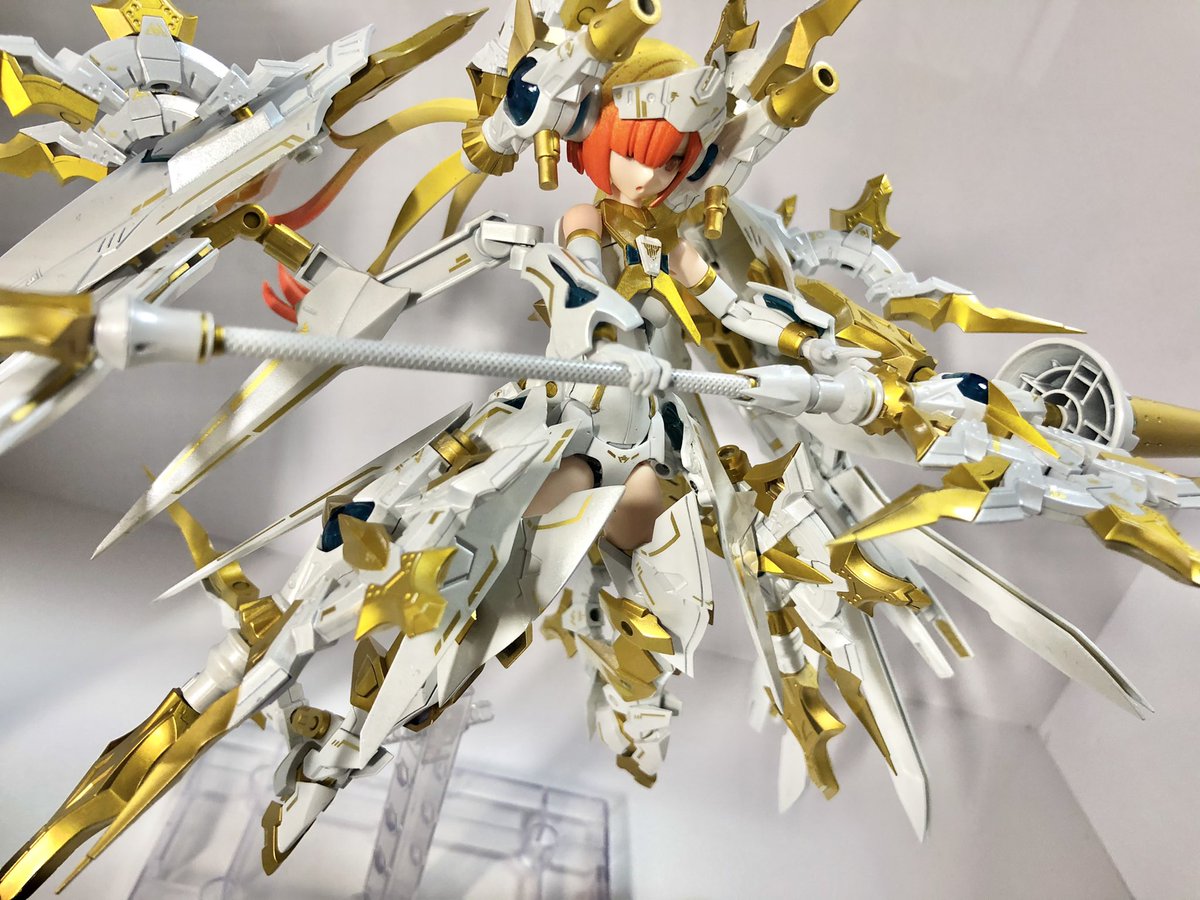 AOGAMI_O's tweet photo. ちまちま進めてたメガミが完成したのであげ！
オリジナルメガミデバイス「バレットナイツ ワルキューレ」です！！

ランチャー中心に、メガスラッシュエッジ、アルナイルロッド、SOLラプター等を組み合わせて製作しました #メガミデバイス https://t.co/puvuTcA3Dd