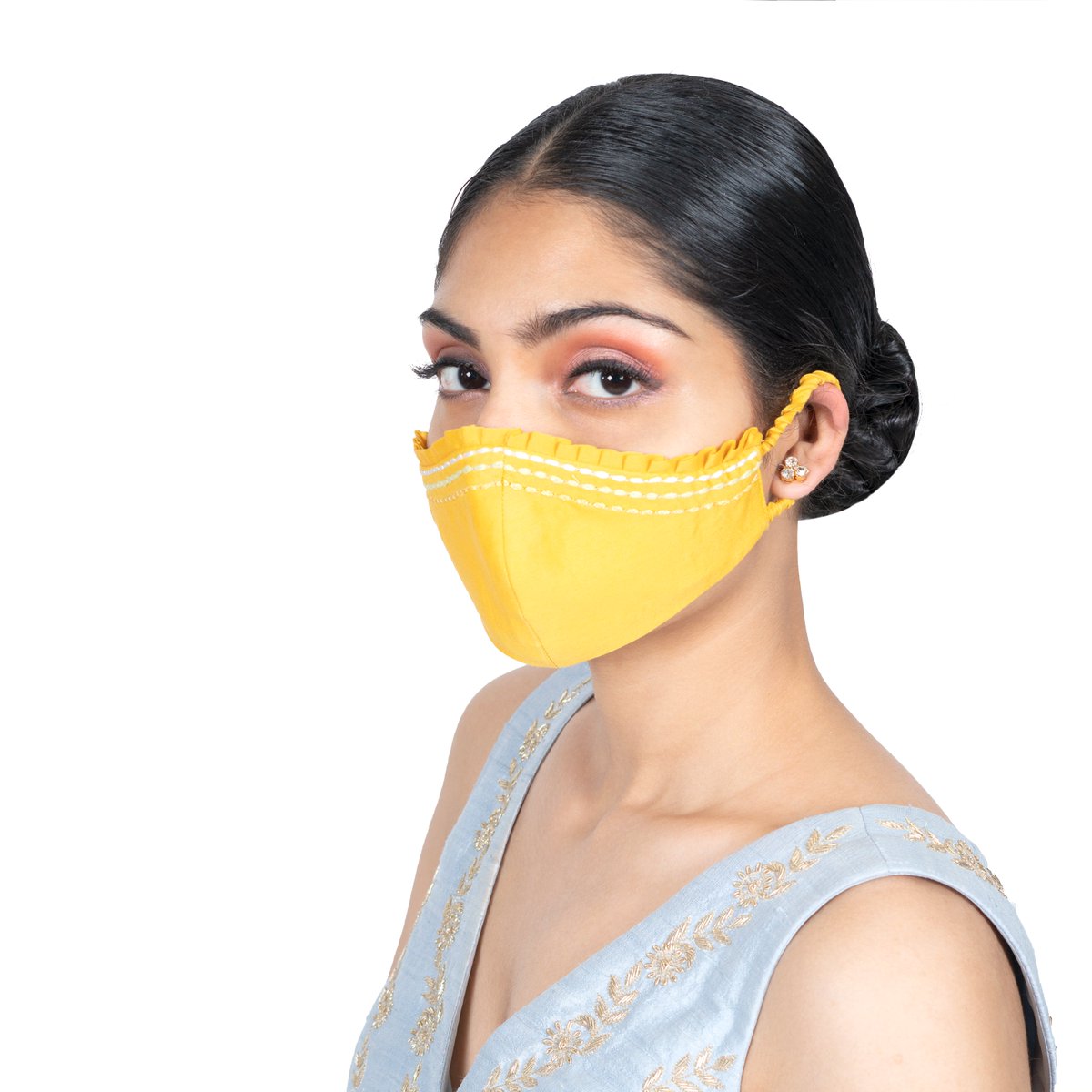 AnjKreations's tweet photo. Featuring a denim blue mask in Chanderi fabric embroidered with dainty Resham flowers along with a pleated edge.

To order - https://t.co/qVuCfufDAC

#staysafestaychic #stylishmask #masks #mask #designermask #wearyourmask #safetyinstyle #newnormal #designermasks #anj #anjindia https://t.co/WekqI5PKqg