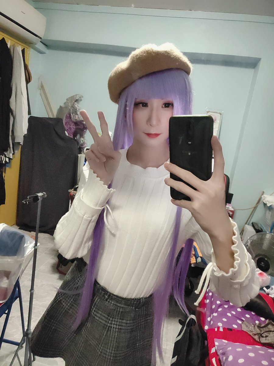 KiriYuki_VT's tweet photo. Costest my Original character yesterday and went on stream!! I hope that you guys likes it! ^^
I'm still thinking of a name for her~ If you guys have any ideas I would love to hear it 💕
#originalcharacter #tryingout #ootd #cute #beret #adorable https://t.co/KLpFWfmSk5