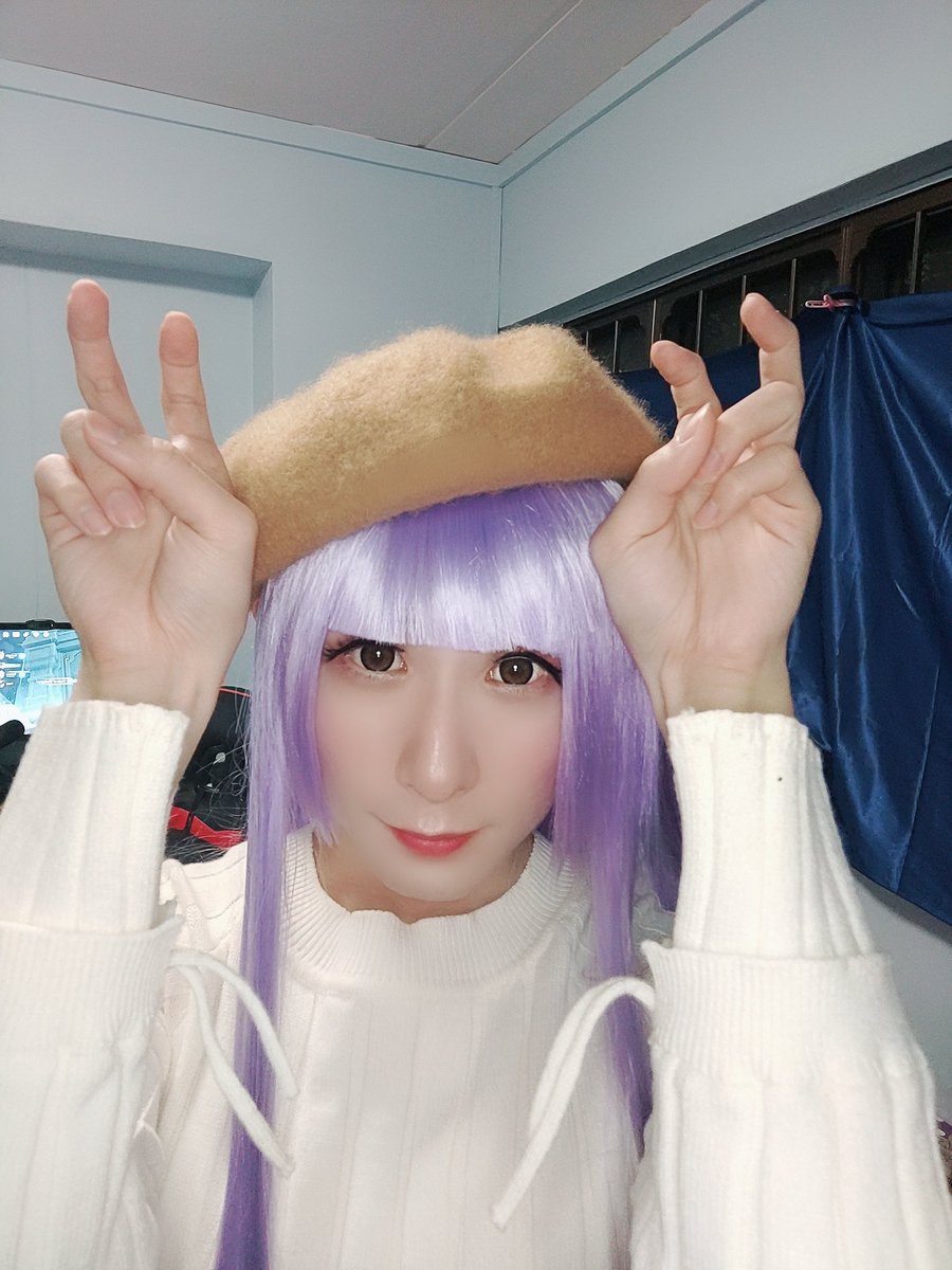 KiriYuki_VT's tweet photo. Costest my Original character yesterday and went on stream!! I hope that you guys likes it! ^^
I'm still thinking of a name for her~ If you guys have any ideas I would love to hear it 💕
#originalcharacter #tryingout #ootd #cute #beret #adorable https://t.co/KLpFWfmSk5