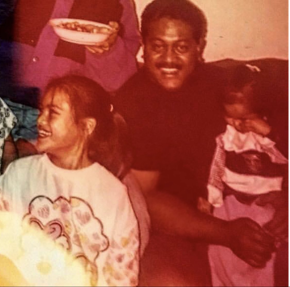 teineMaiLeMotu's tweet photo. Damn can’t believe it’s going 10 Xmas’s without you dad 💜💜 this pain don’t ever go away, love you so muchh🥺✨ #BlackSambo #MaopuMageo 🦅 https://t.co/gerSU1vJJV