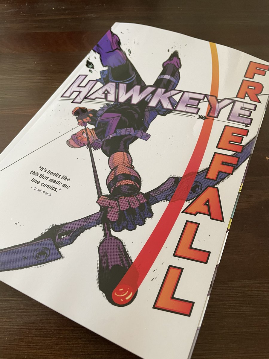 maddisondesigns's tweet photo. The Hawkeye: Freefall trade came out today. This was, without doubt, one of the most enjoyable comics I read this year. Just look at this art! This writing! *chefs kiss* Amazing work by @AshcanPress @OttoSchmidt72 @JoeSabino #HawkeyeFreefall #Hawkeye #ncbd https://t.co/a4AUuJthHZ