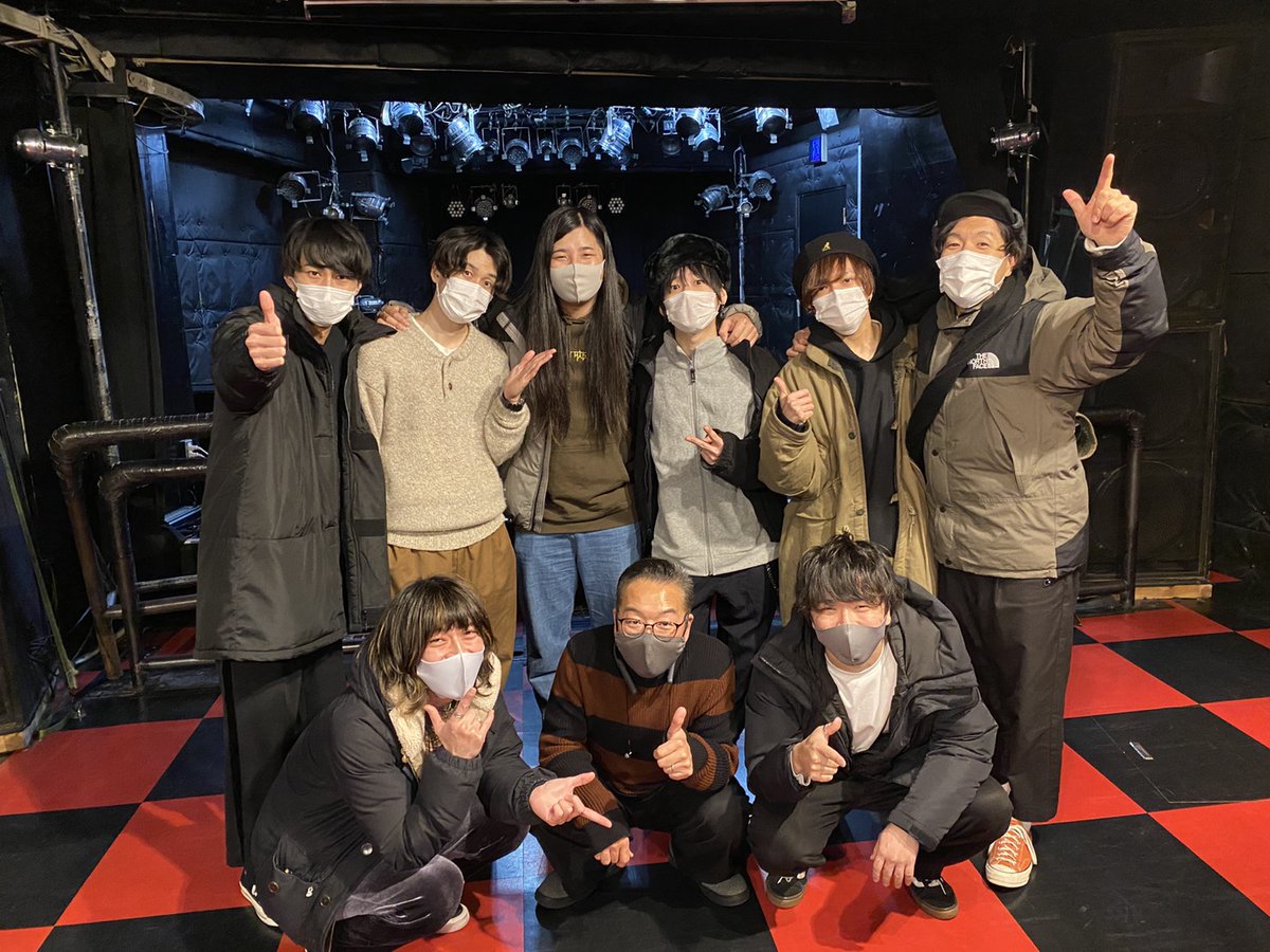bassy_S4's tweet image. 2021年も変わらず地元バンド並みに新潟でライブをやってちょーだいな。
今年は大変お世話になりました！！

#KAKASHI 
#POETASTER