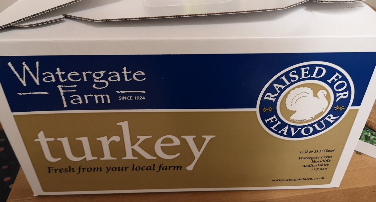 The turkey has landed! Thanks to <a href="/WatergateFarm/">Watergate Farm</a> and their most excellent drive through collection; I can look forward to filling my self with a delicious Turkey, that has had a great life and been sustainably produced from a wonderful local family 🦃 #BackBritishFarming