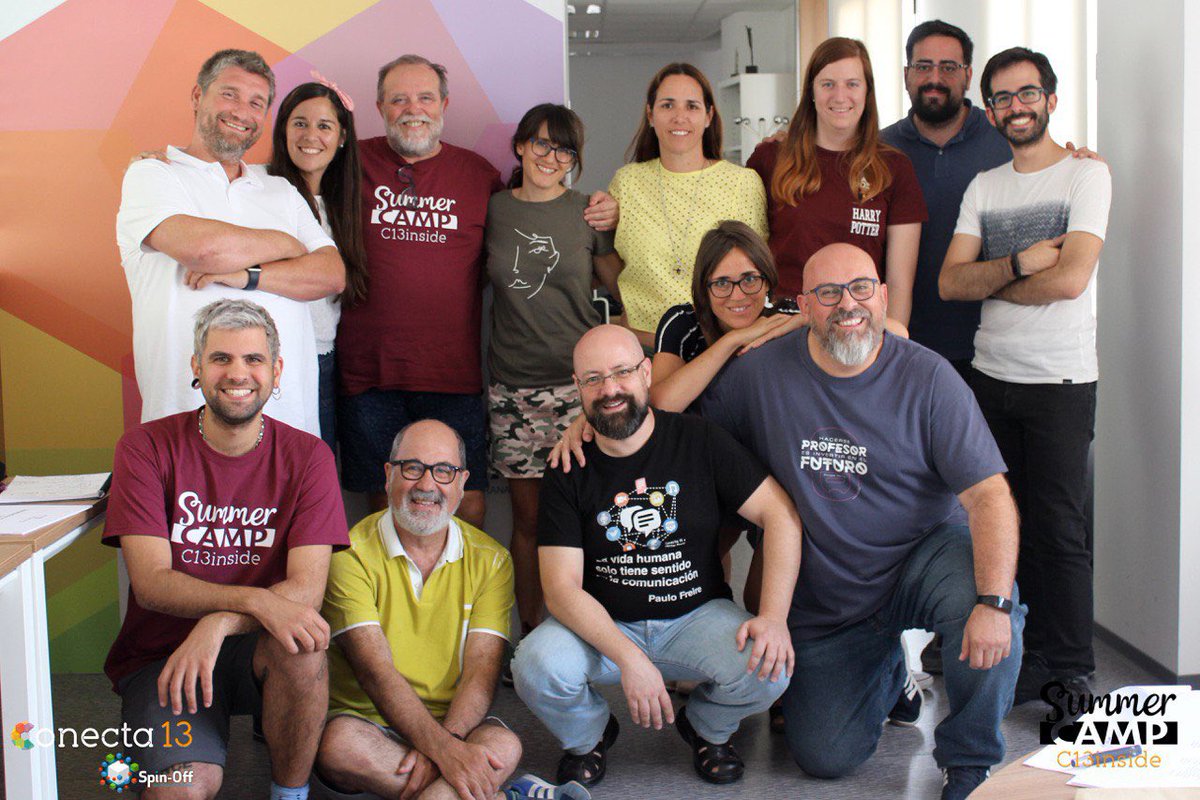 azaruski's tweet photo. Gracias a ustedes porque con @Conecta13 y un hastag #summercamp y #miquerer empezó todo. “Tenéis la culpa” de que más docentes -como yo- quieran seguir aprendiendo. Felices Fiestas. https://t.co/v6KtRzdskf