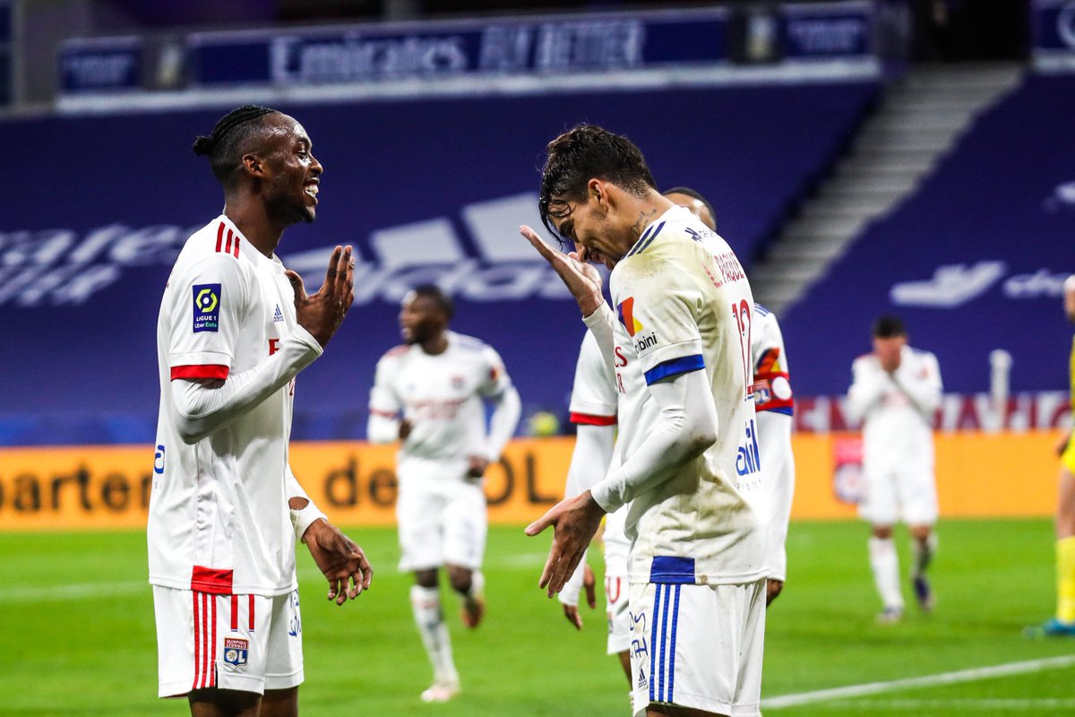 ActuFoot_'s tweet image. L'OL en 2020 :

😳 Demi-finaliste de #UCL 

💪 Finaliste de la Coupe de la Ligue

🔝 1er de Ligue 1 à l'issue de l'année

Quelle montée en puissance ! 🔥